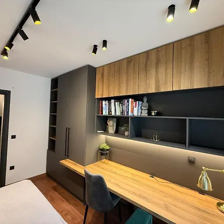 Forumland Modern Center 60sqm 2 Beds ! Apartament