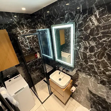 Forumland Modern Center 60sqm 2 Beds ! Lejlighed *