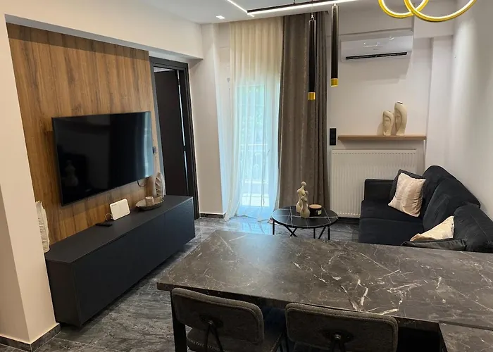 Forumland Modern Center 60sqm 2 Beds ! Salonicco